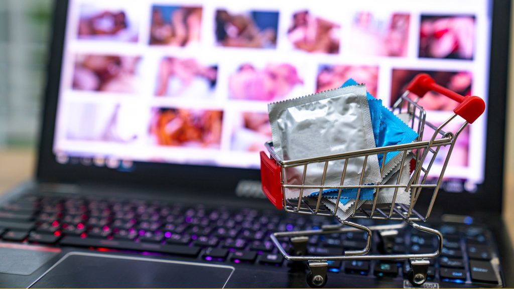 ingyen pornót oszt a pornhub a koronavírus érintettjeinek olaszországban