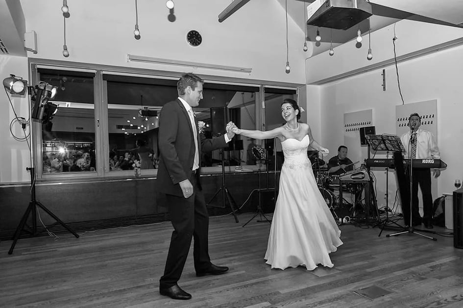 Várandósan házasodtak