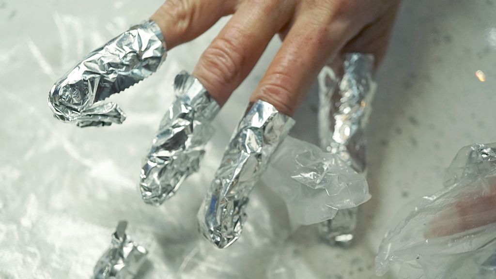 A shellac otthon is viszonylag egyszerűen eltvolítható.