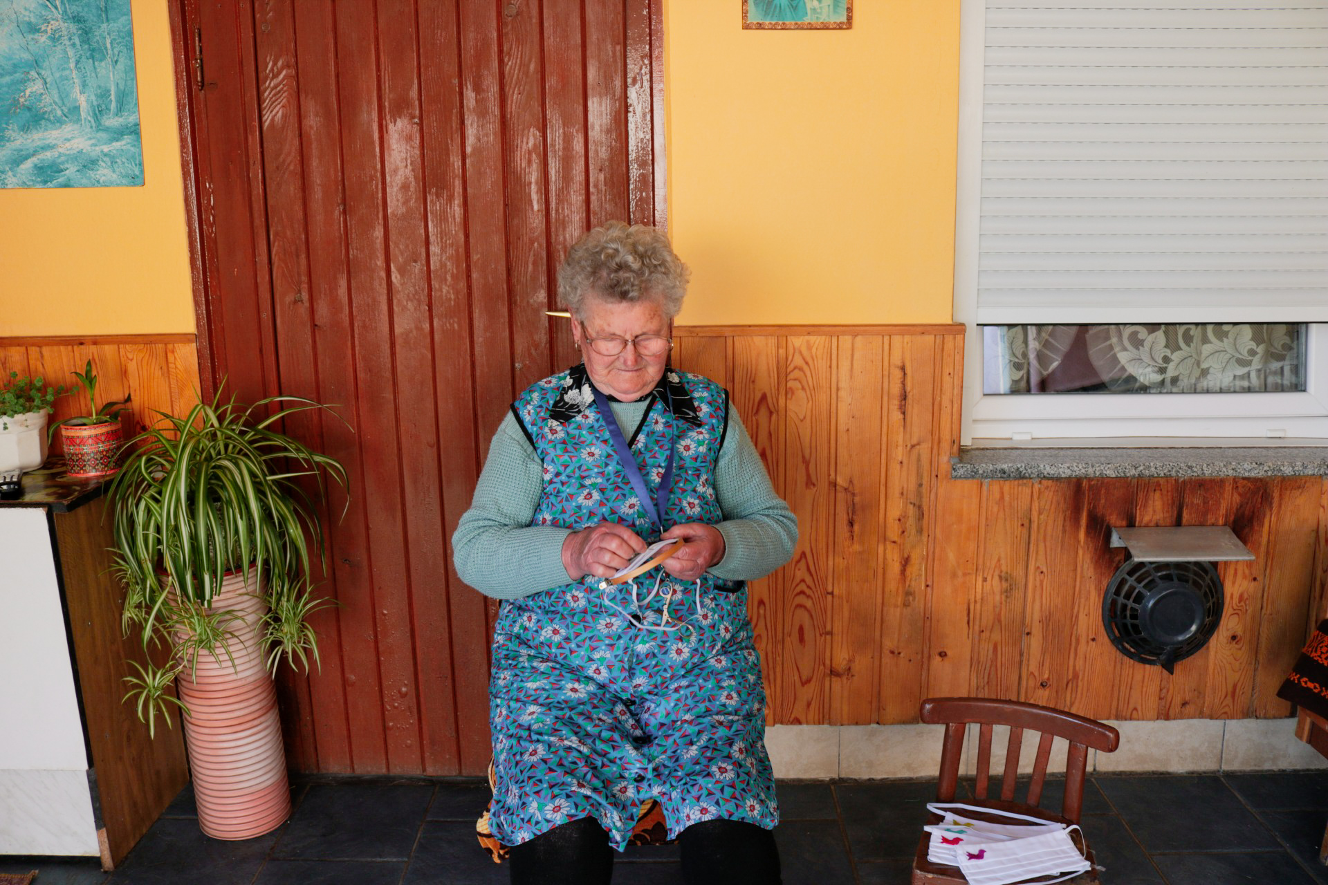 Matyó maszkok készülnek Tardon