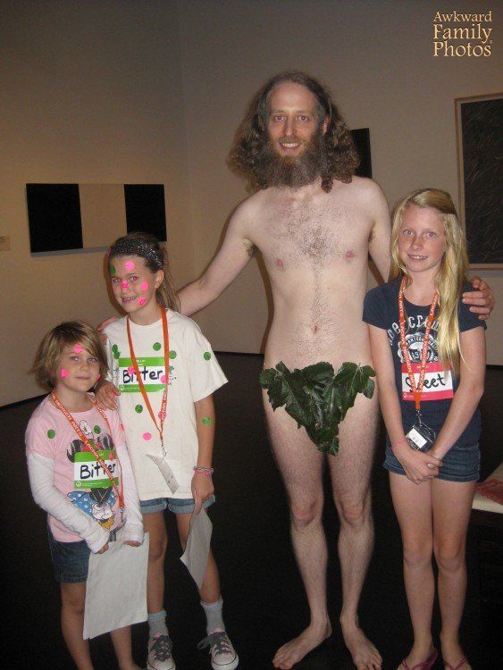 Vállalhatatlan családi fotók újratöltve