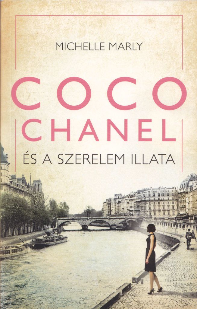 Michelle Marly Coco Chanel és a szerelem illata című regénye a divattervező életének egy tragikus pillanatát mutatja be és a gyötrelmes utat, melyet végigjárva megbirkózott a veszteséggel.