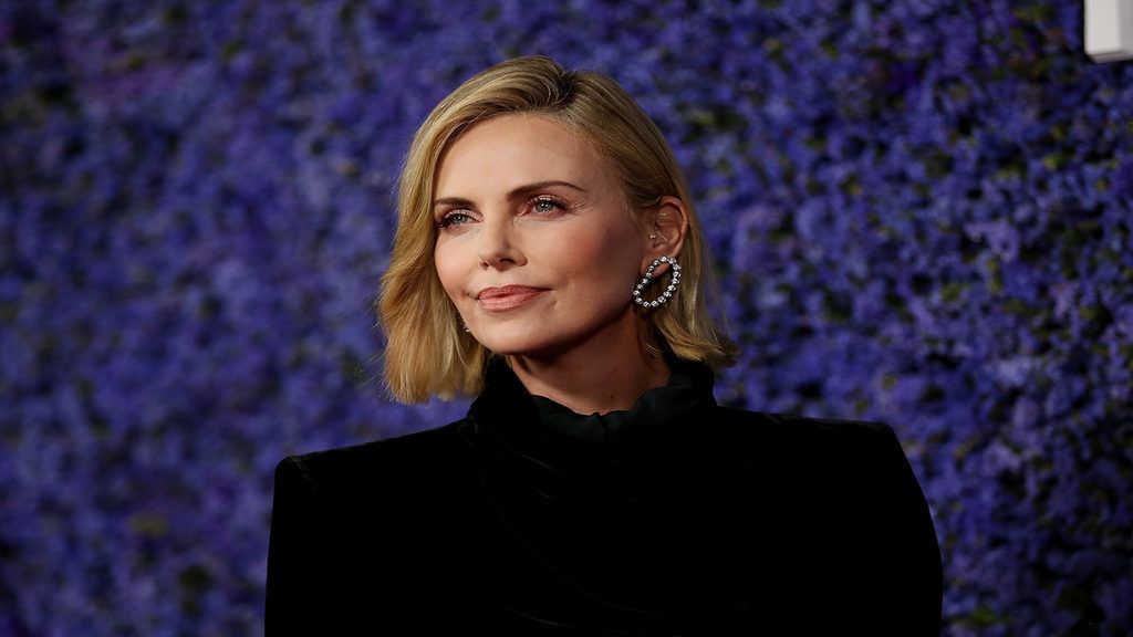 Charlize Theron a karantén alatt bántalmazott nőkön segítene. Forrás: Getty Images