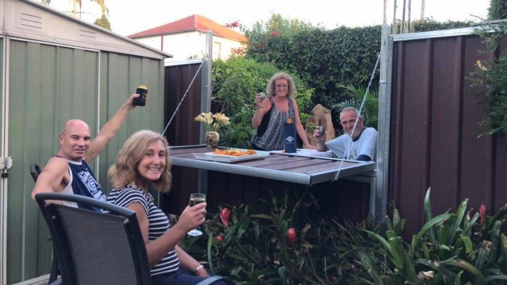 Lenyitható kerítés a karanténban.