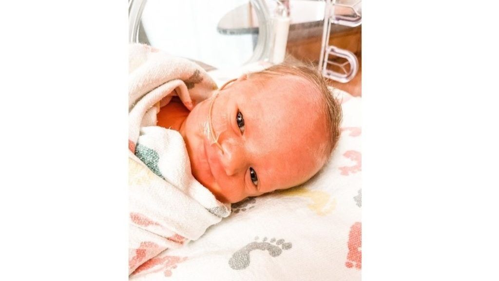 A kisbaba szerencsére nem fertőződött meg a vírussal. Forrás: Instagram