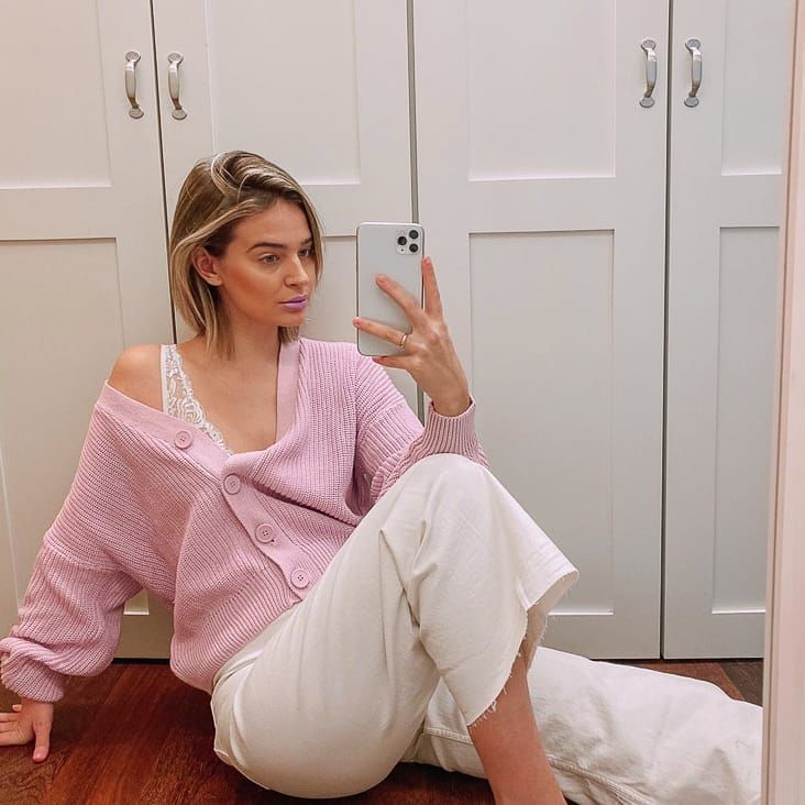 A lennadrágok kényelmes, lezser darabok, amikben egész nap ellehetünk a lakásban.