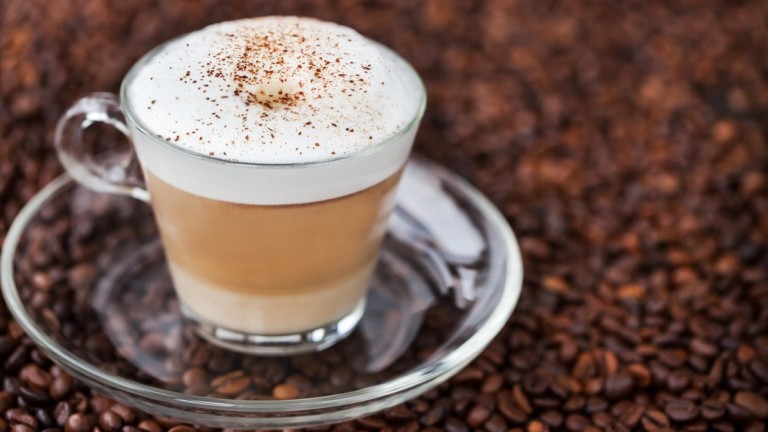 A tökéletes, olasz cappuccino otthon is elkészíthető, nem csak a méregdrága kávézókban