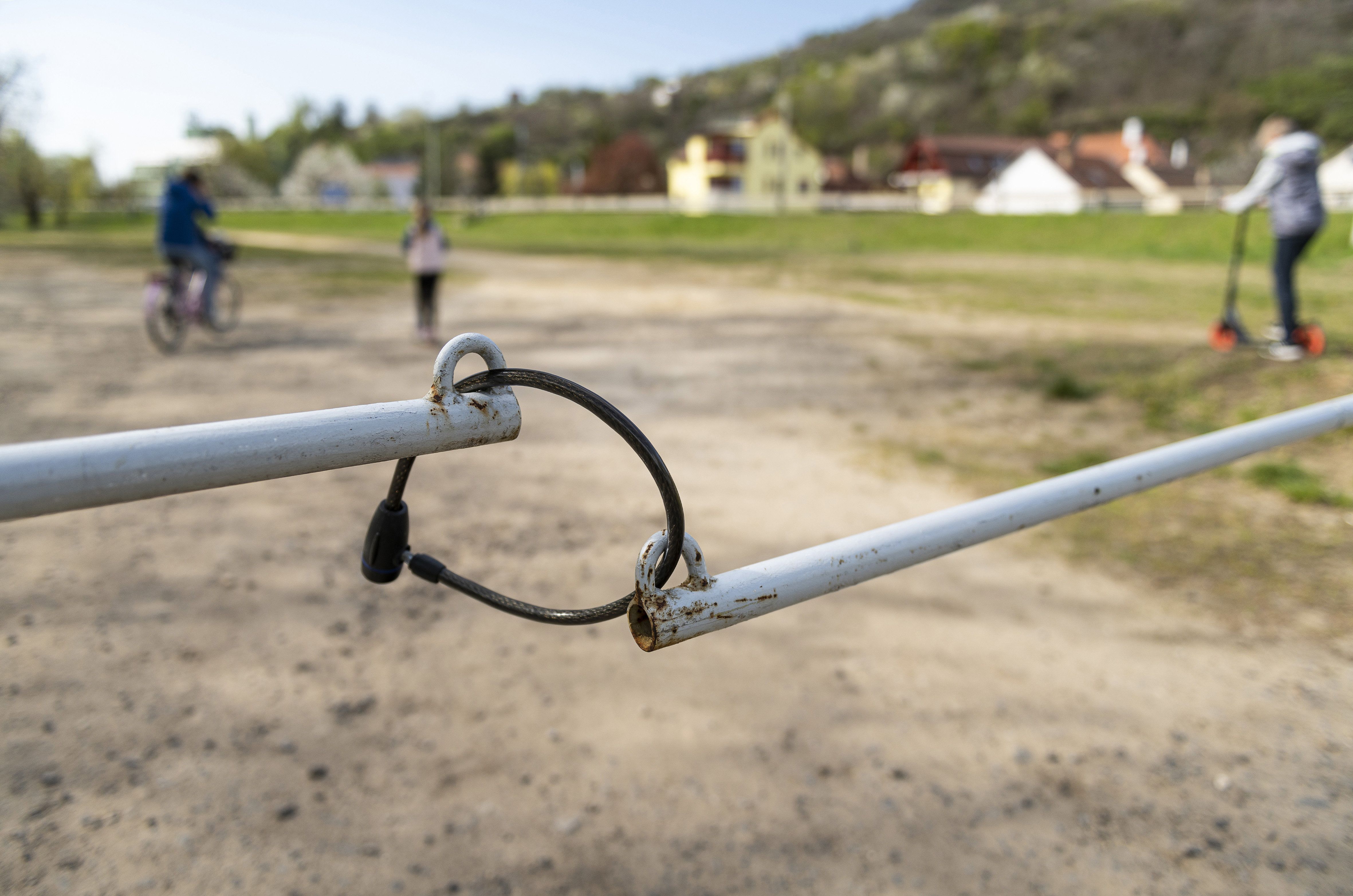 Így néz ki a kiürült ország a húsvéti lezárások alatt