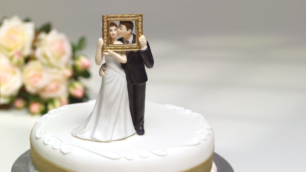 interneten keresztül nézték barátaik esküvőjét