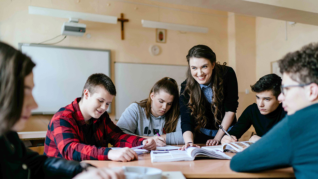 Reményből jövő fakad! (x)