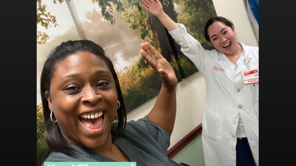 Dallal tartják a lelket a betegekben az ápolónők.