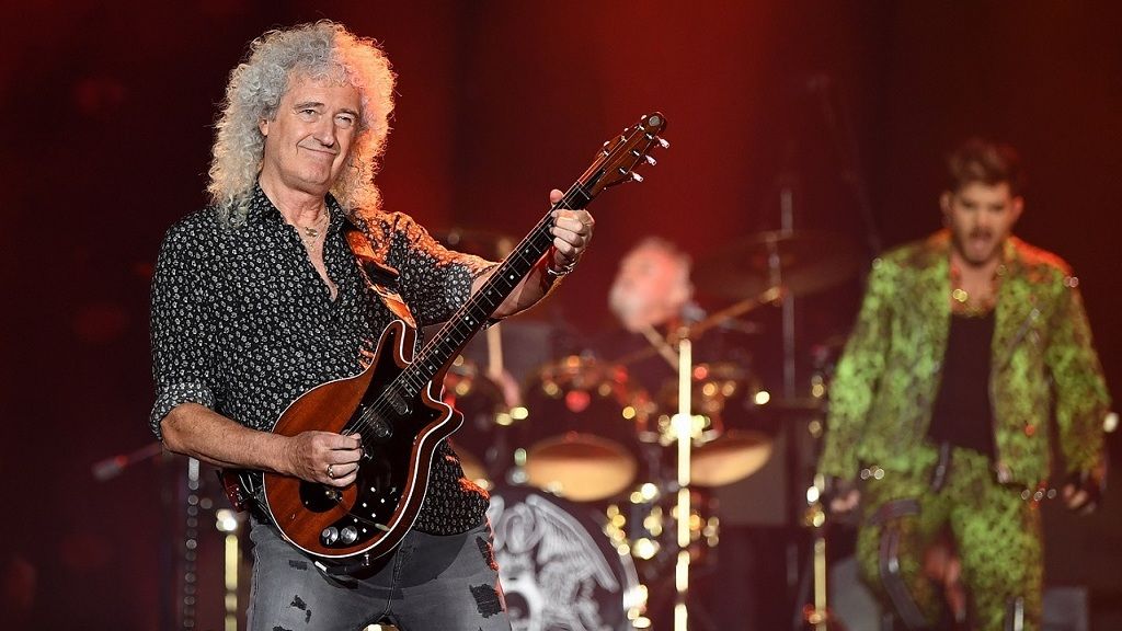 Brian May szívrohamot kapott.