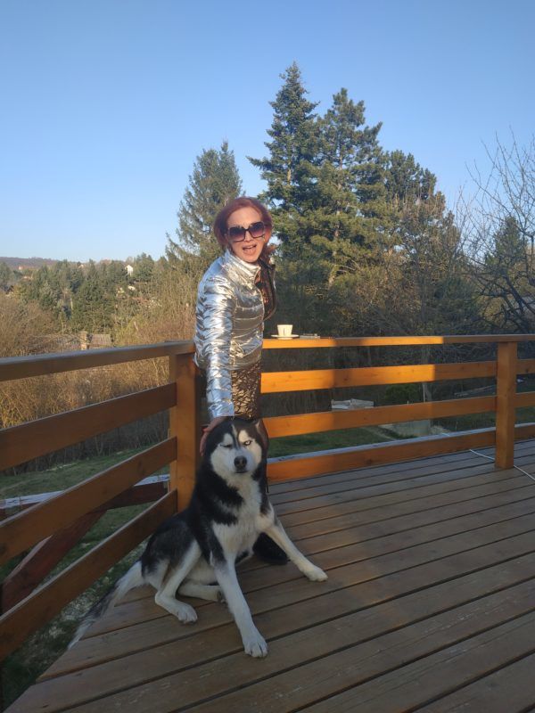 Détár Enikő és kutyája, Wrex (Fotó: Détár Enikő)