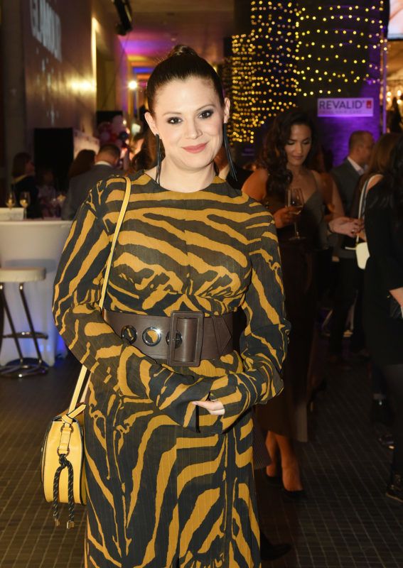 Szinetár Dóra 19 évesen szülte meg az első gyerekét