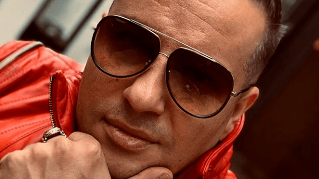 L.L. Junior hamarosan költözik