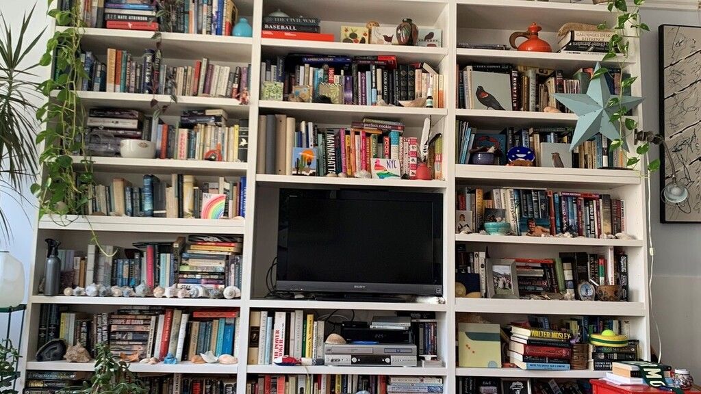 Ti megtaláljátok a cicát a képen?