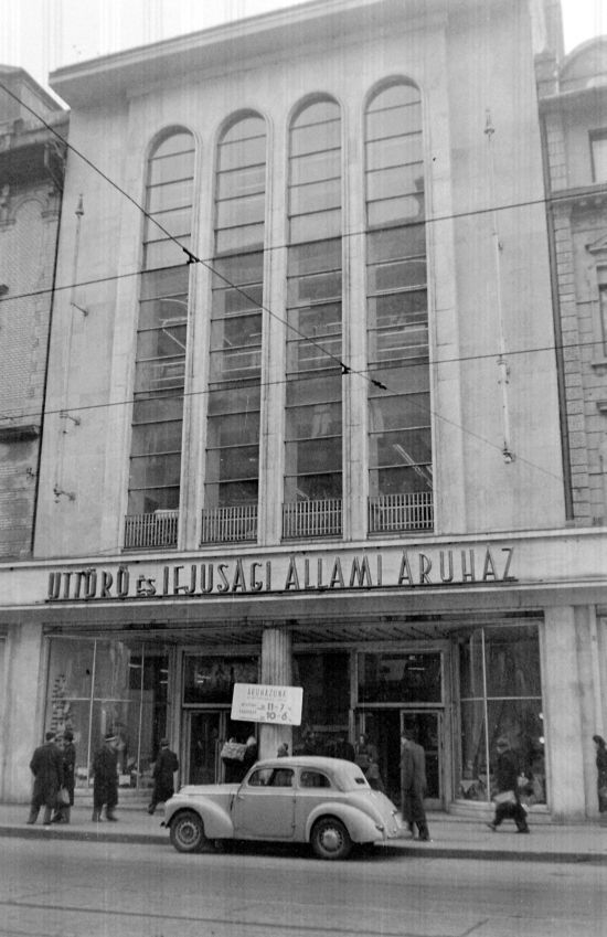 Az Úttörő Áruházra meleg szívvel emlékszünk