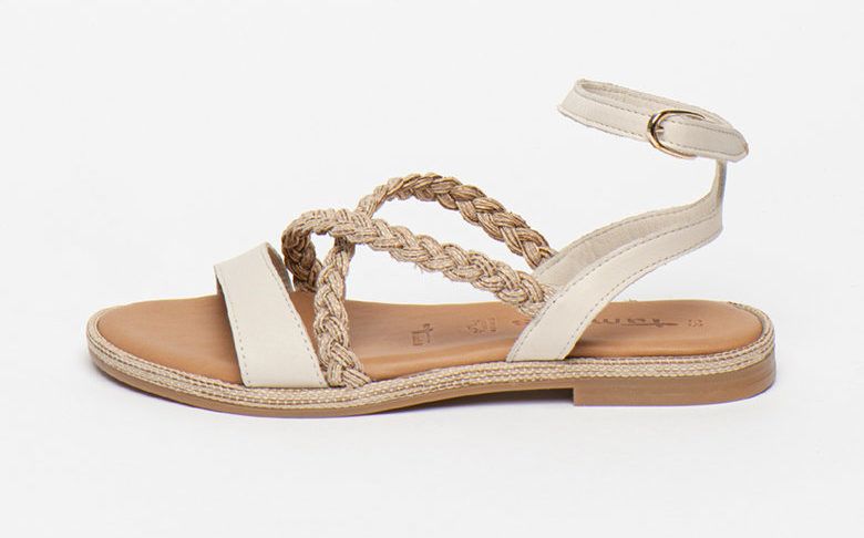 Fonott pántos, háncsmintás szandál - Tamaris - Fashion Days