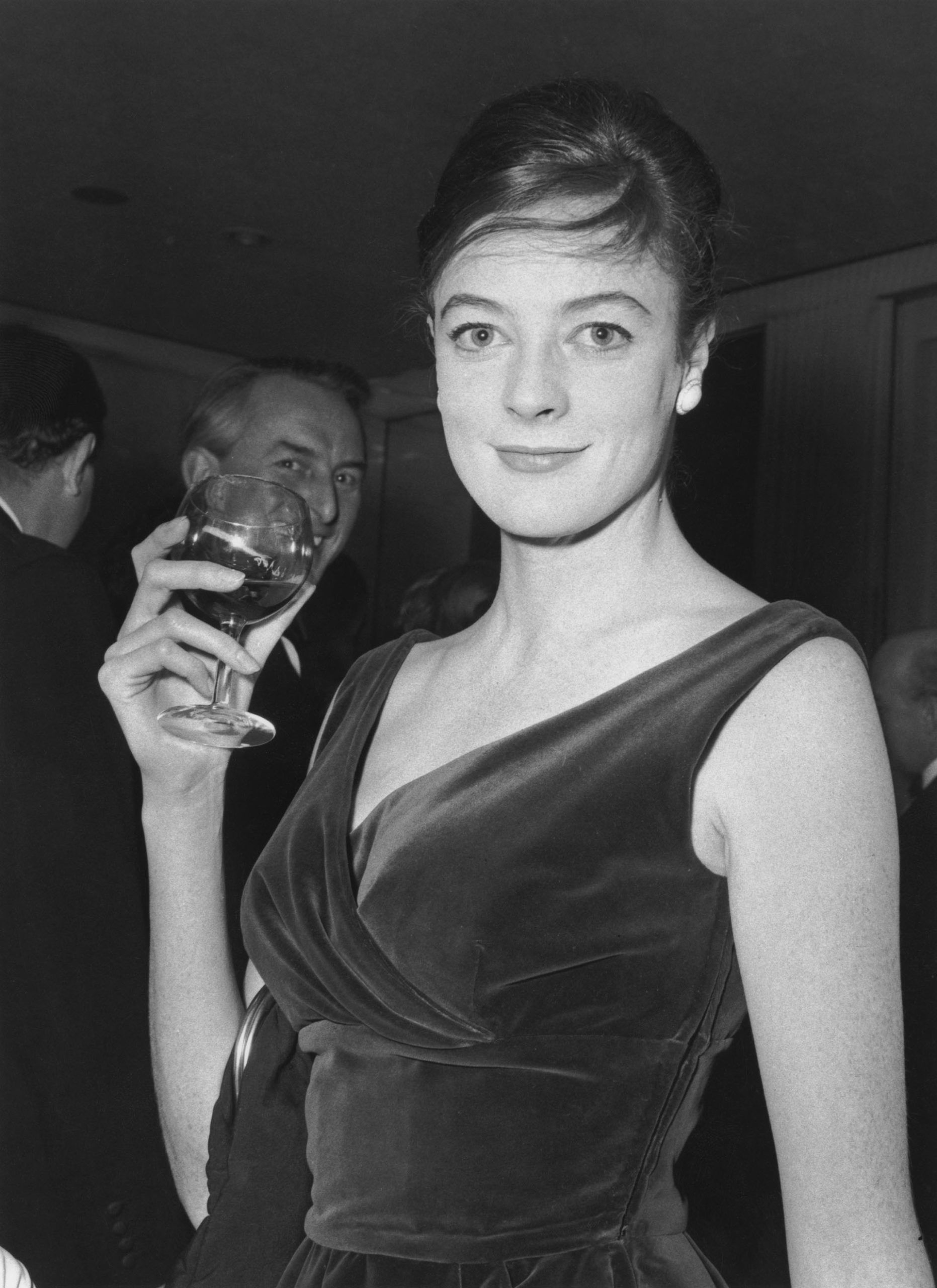 Maggie Smith fiatalon