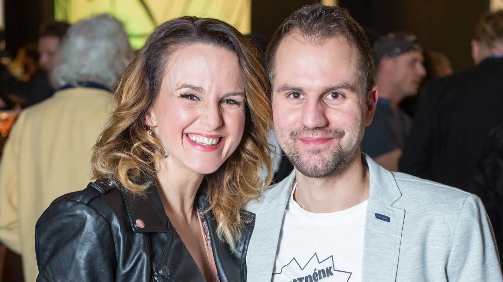 kollányi zsuzsi eljegyzés