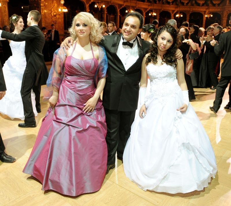 Mága Jennifer az Operabálon bálozott 2009-ben