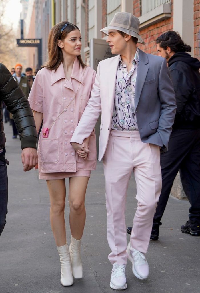 Palvin Barbara és Dylan Sprouse a milánói divathéten