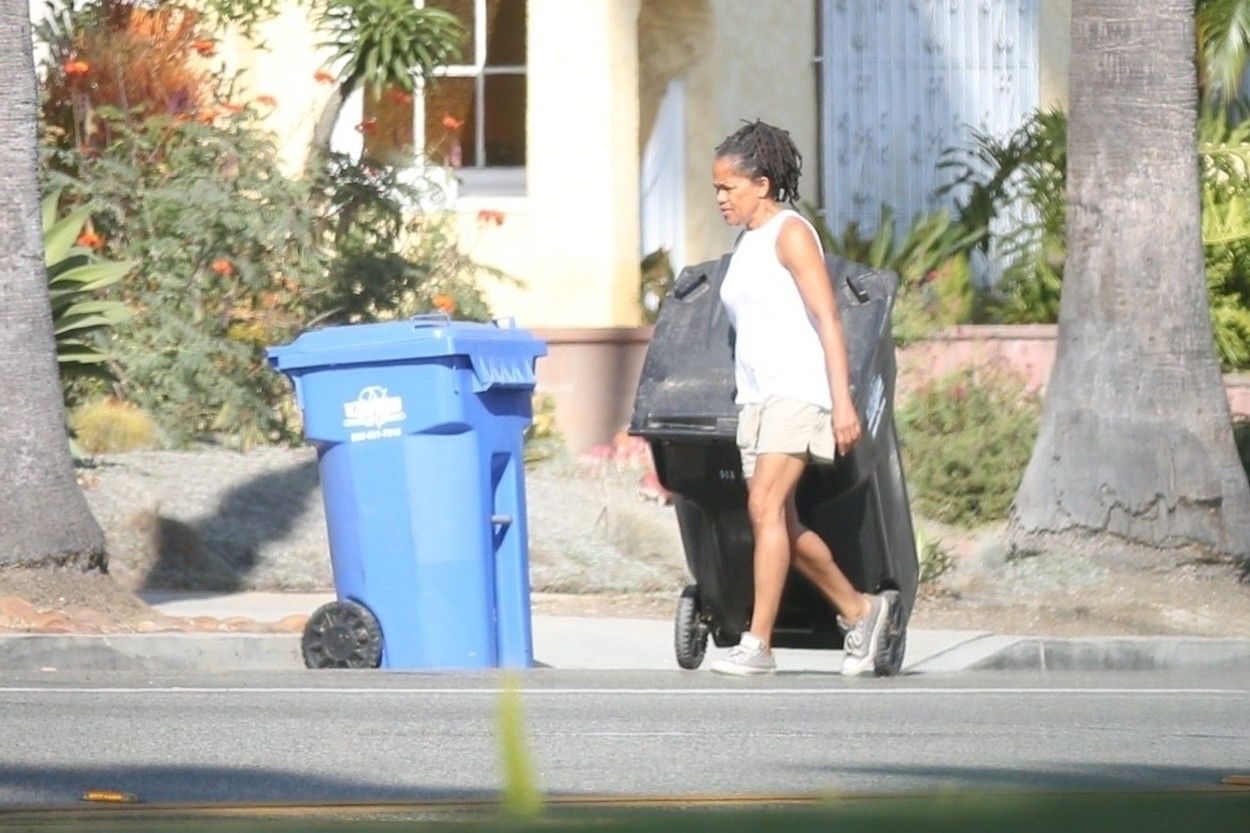 Meghan MArkle édesanyja kukát húz