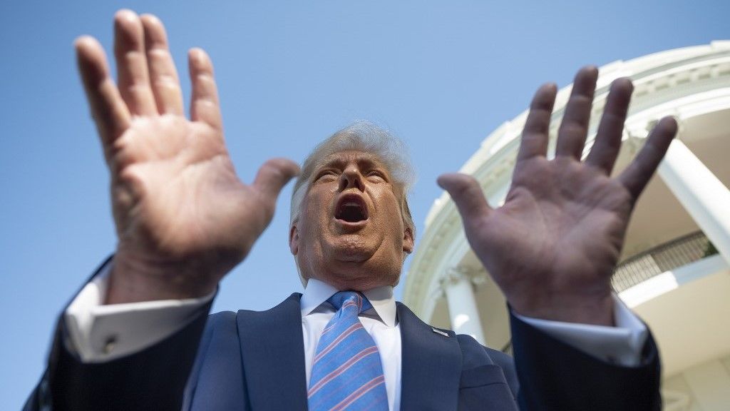 Donald Trump elhalasztaná a novemberi elnökválasztást