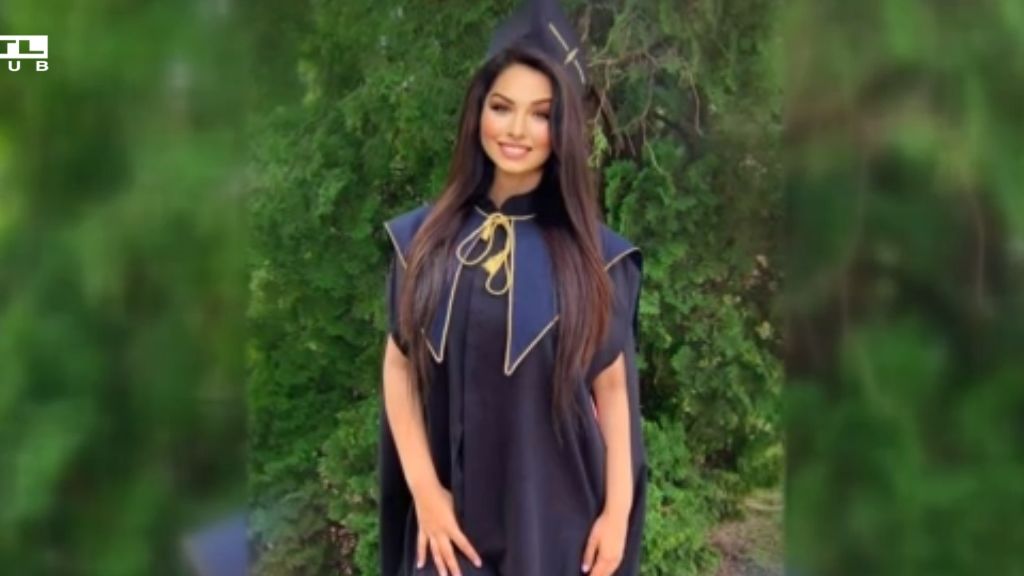 Ő az első diplomás roma községében.