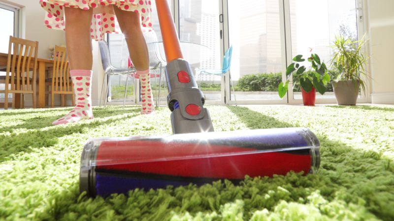 A shaggy szőnyeg extra ápolást igényel 