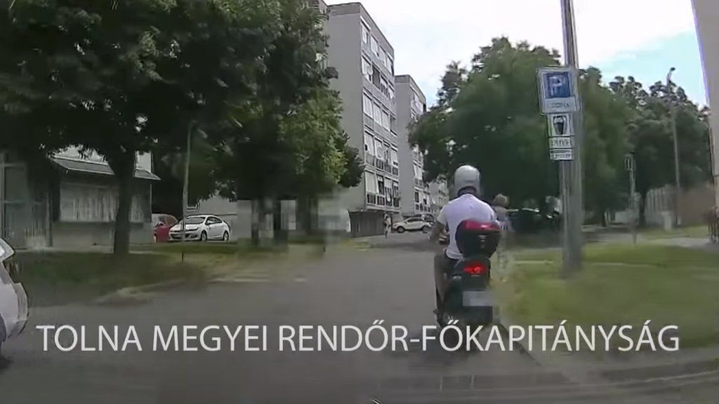 szabálytalan motoros