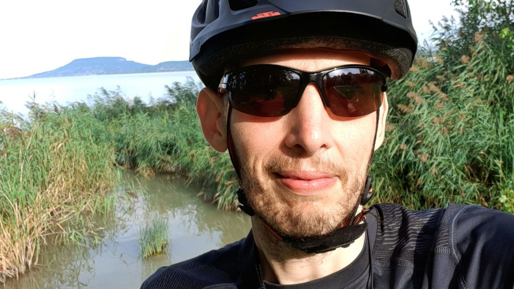 Nyirokrákja után a gyerekekért teker Zoli