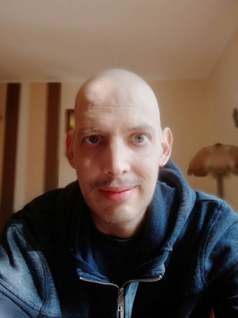 Nyirokrákja után a gyerekekért teker Zoli