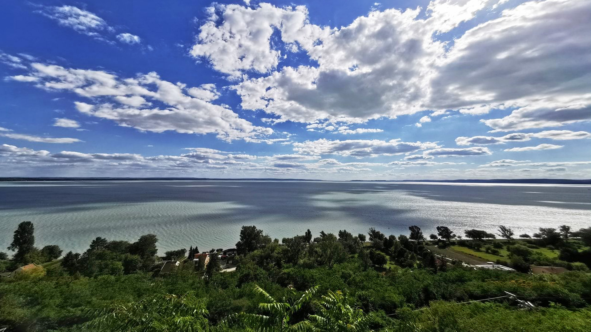 Szem ritkán lát szebbet! Két keréken a Balaton körül - 31 látványos fotó