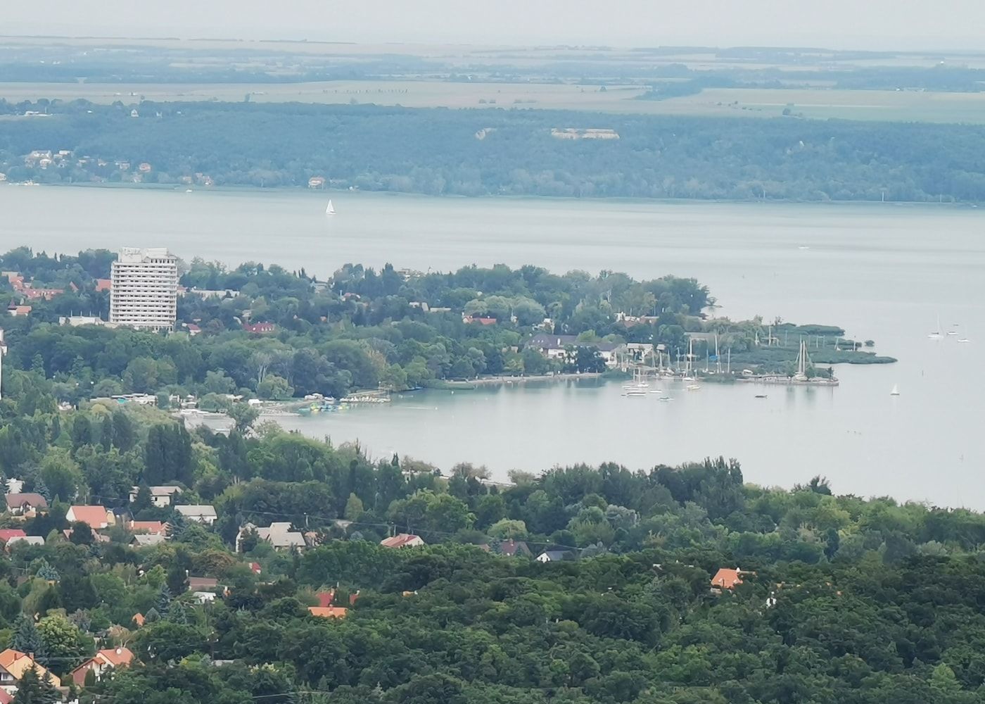 Balatonalmádi a magasból