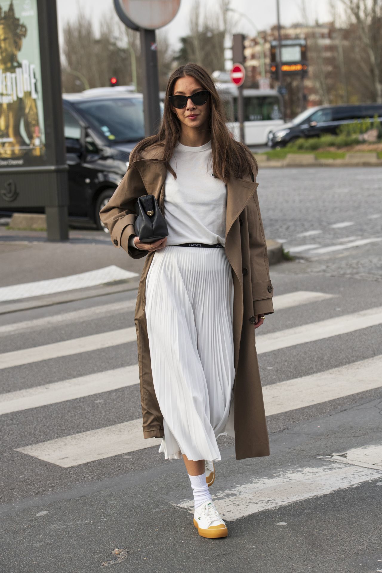 fehér retro sportcipő