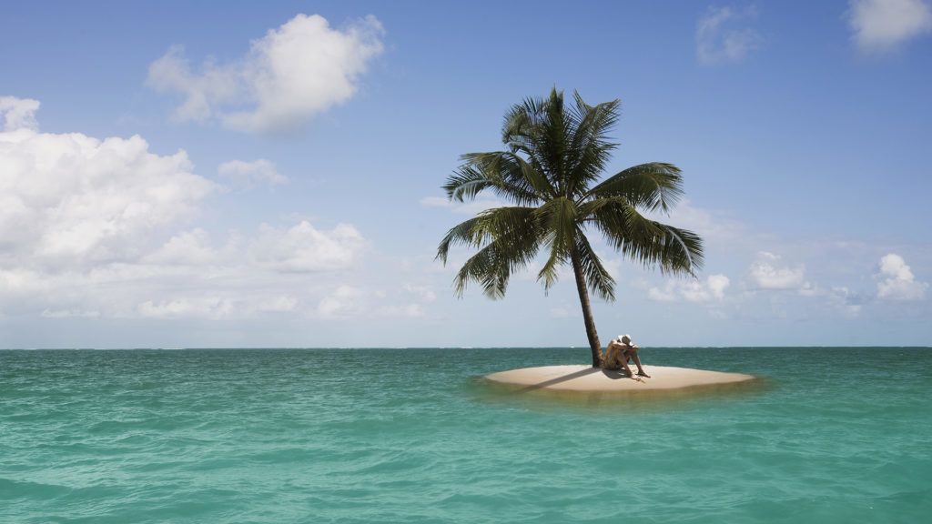 Lakatlan szigetről mentettek ki három tengerészt