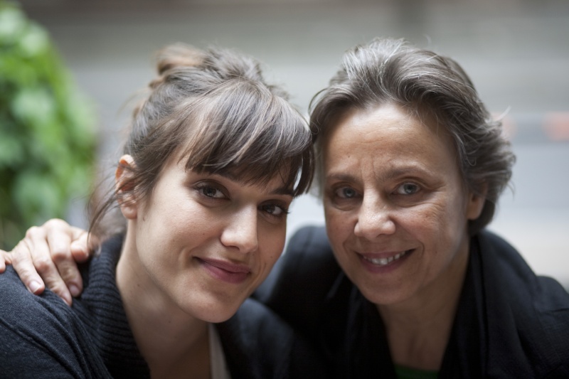 Pálmai Anna és Szirtes Ági 2010-ben közösen szerepeltek és adtak interjút az egyik magazinnak, akkor készült ez a fotójuk