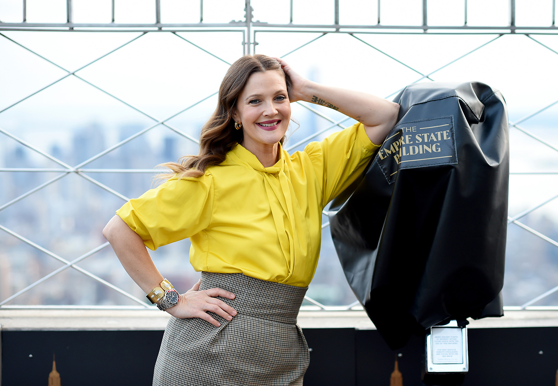 NEW YORK, NEW YORK - SEPTEMBER 14: Drew Barrymore celebrates the Launch of The Drew Barrymore Show at The Empire State Building on September 14, 2020 in New York City. Dimitrios Kambouris/"Getty Images for Empire State Realty Trust/AFP