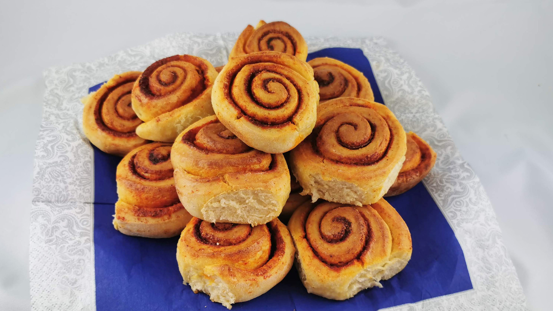 A híres vörös fennálló