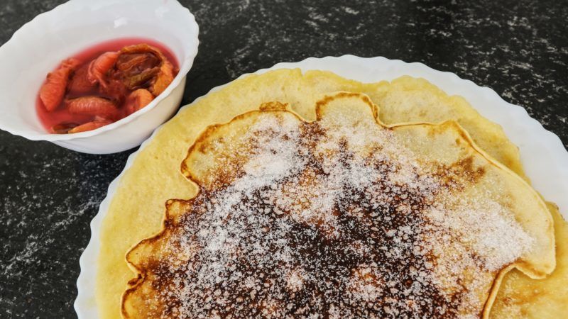 Szilvás-pálinkás palacsinta