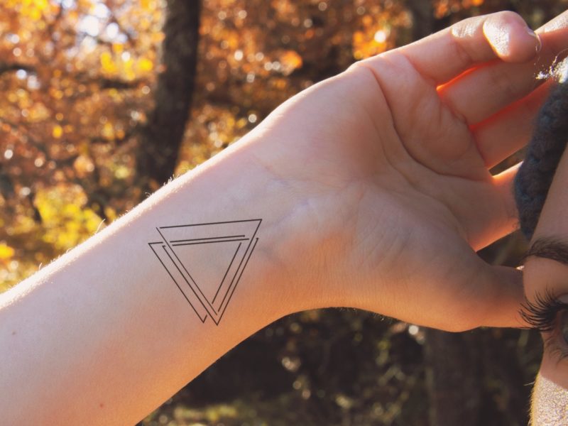 Háromszög tetoválás