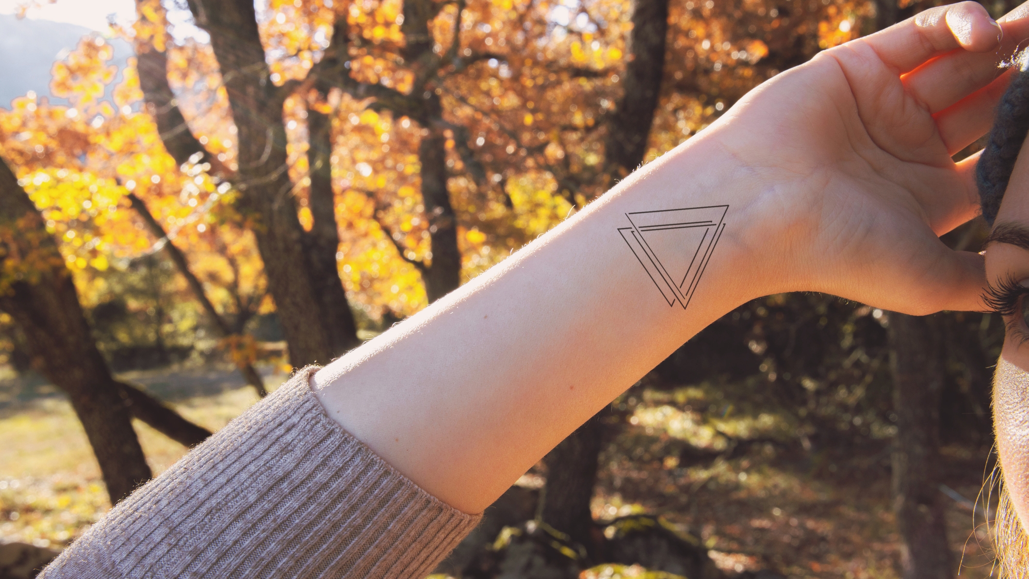 Háromszög tetoválás