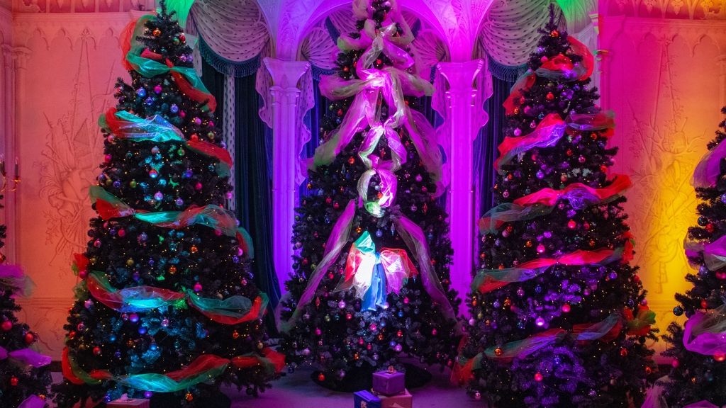 Három hónappal előbb ünneplik a karácsonyt a Covid miatt