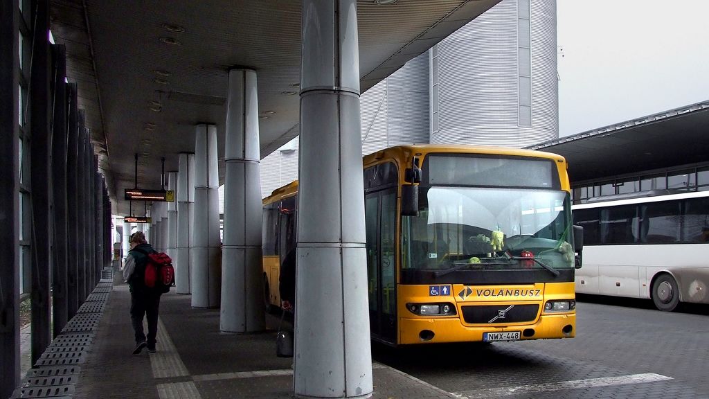 Volánbusz sofőröknek jár a bírság, ha az utasok nem viselnek maszkot