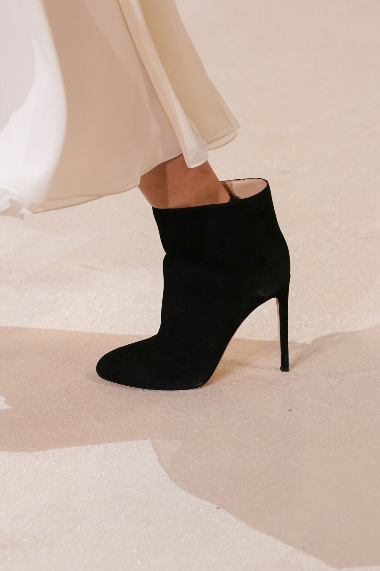 bő szárú bokacsizma Giambattista Valli