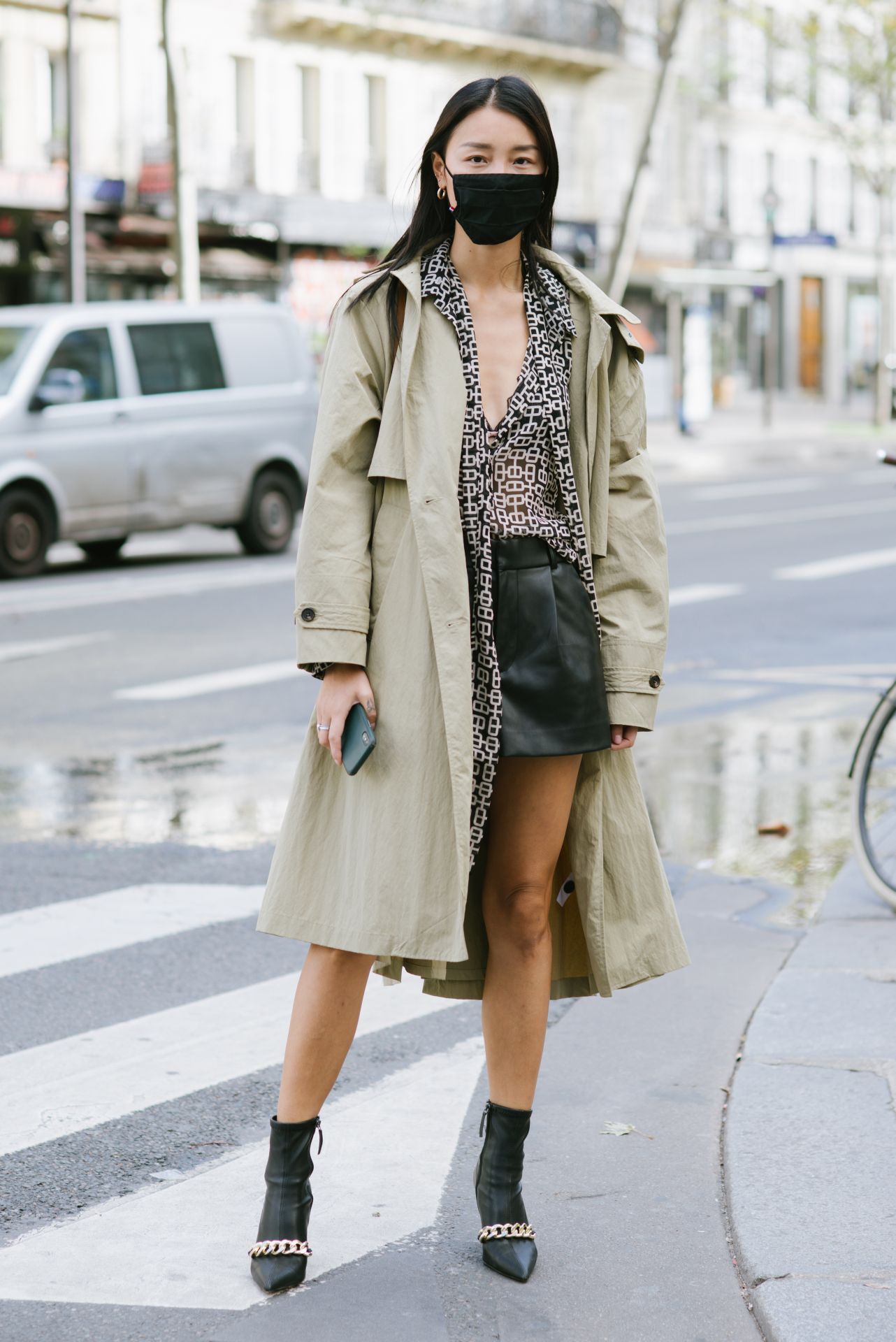 Figyelem: A láncos díszítések most nagyon divatosak!