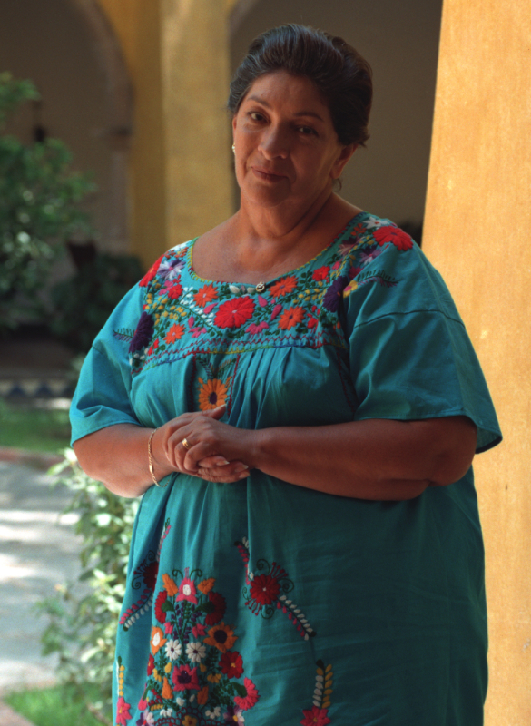 Dina de Marco az Esmeralda sorozatból