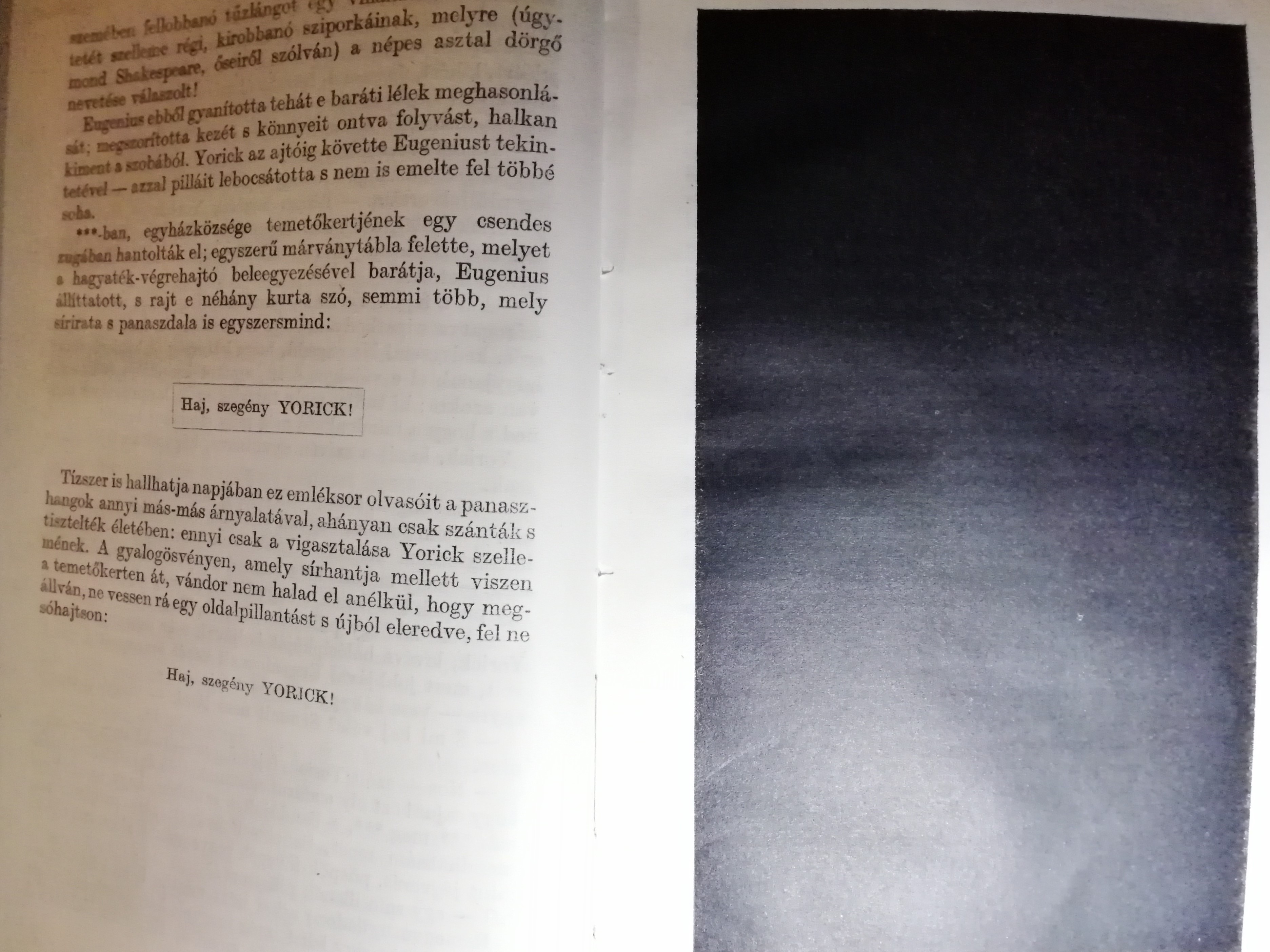 A fekete oldal a könyv magyar kiadásában (fotó: szszcs)