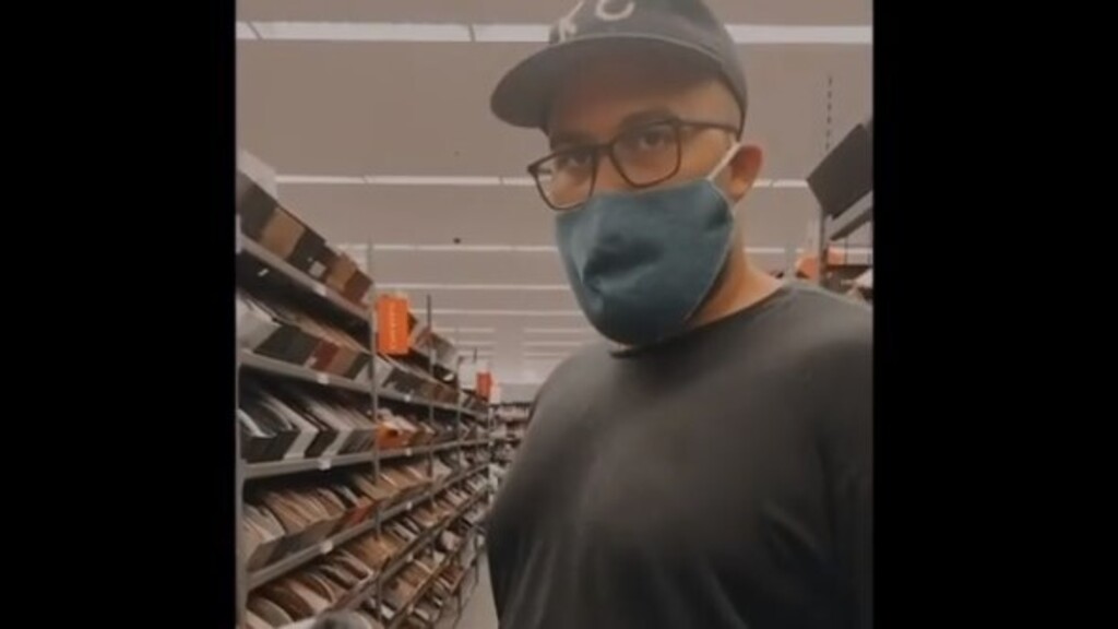 Imádja az internet ezt a baba bejelentős videót